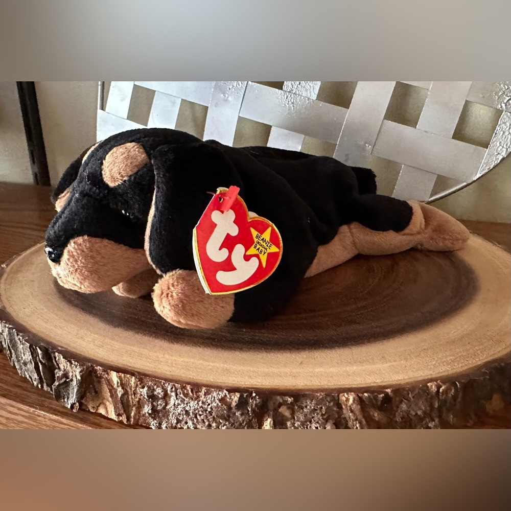 Doby Beanie Baby - Picture 1 of 2